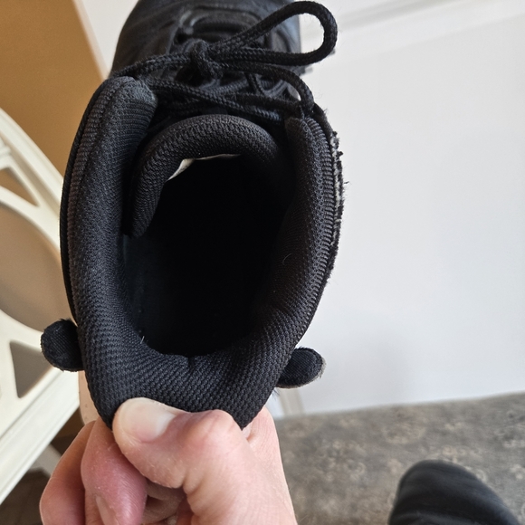 Mens Jordan's size 9.5 - Picture 3 of 10